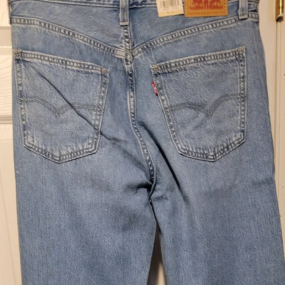 NWT LEVI'S LOW PRO Lightweight Ladies Jean Size 29 =Size 9 - Picture 4 of 7